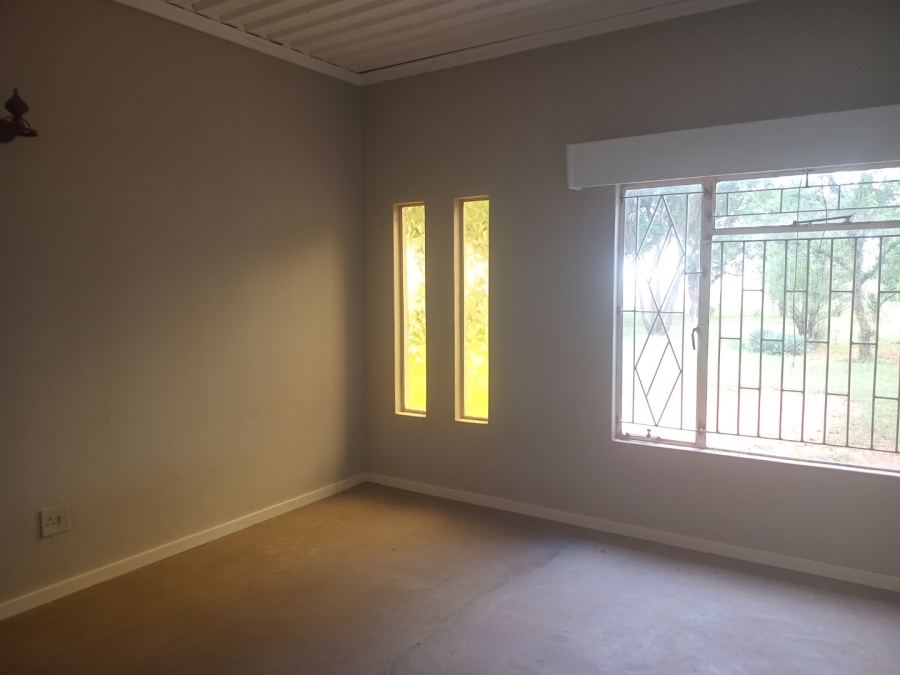 4 Bedroom Property for Sale in Bloemhof Rural North West